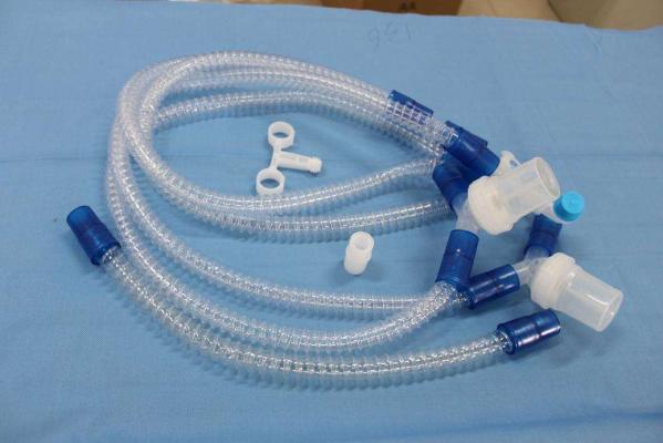 呼吸管路和配件Breathing Tubes and Accessories